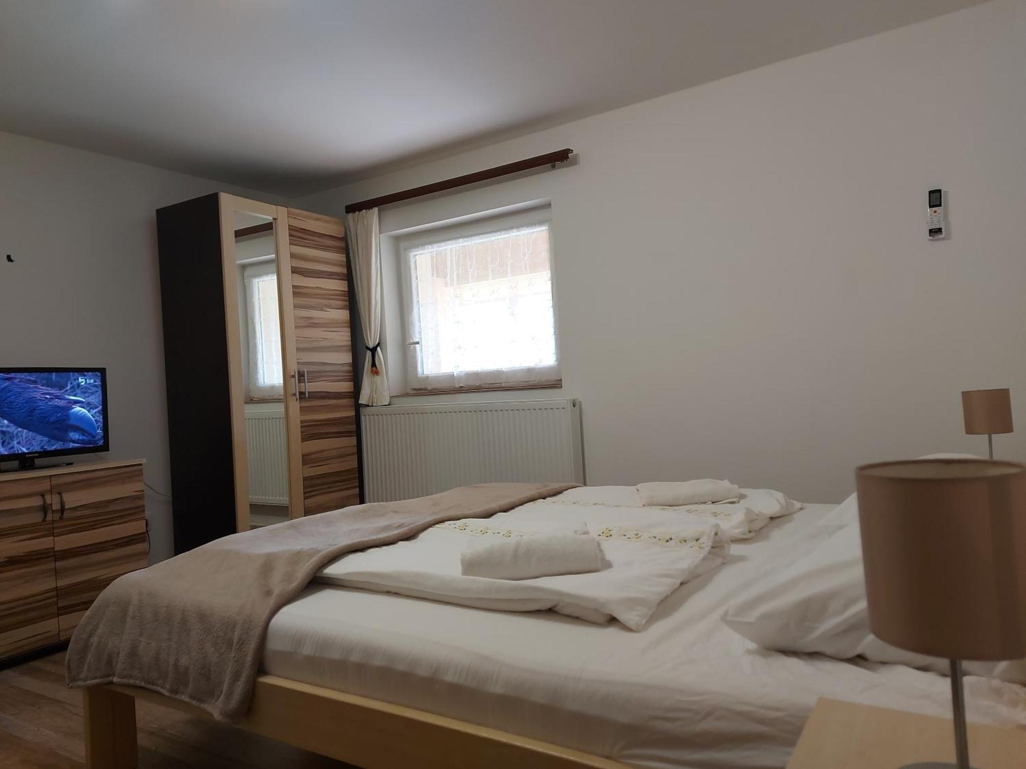 Potyka Apartman Tiszafured Exterior photo